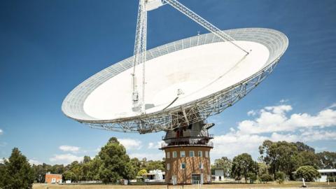 Parkes radio telescope