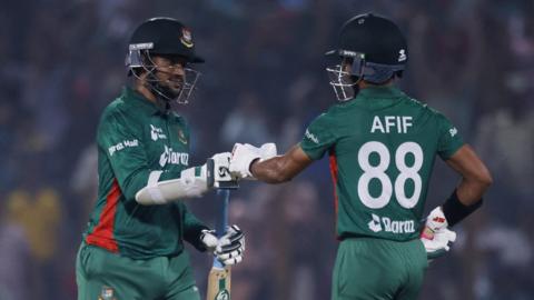 Shakib Al Hasan and Afif Hossain celebrate Bangladesh winning