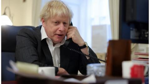 Boris Johnson briefing his cabinet on the latest state of the talks