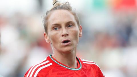 Jess Fishlock in action for Wales