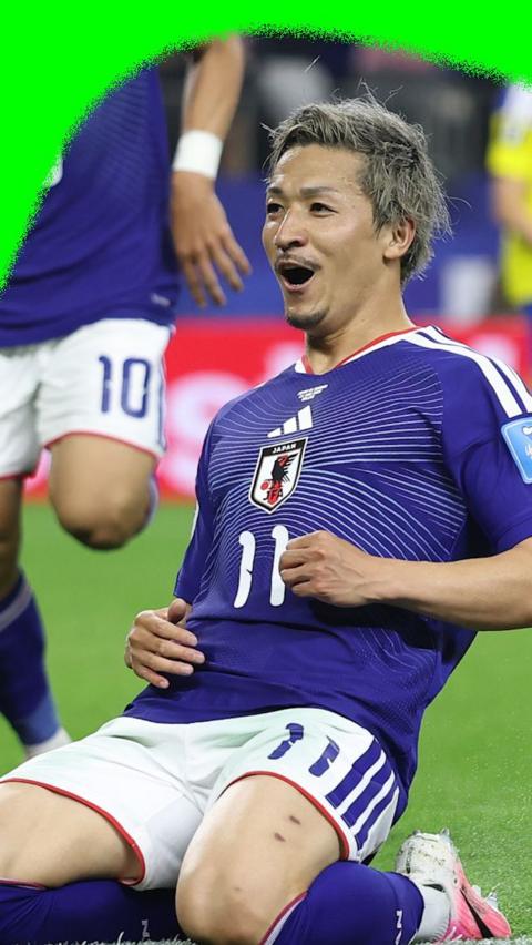 Daizen Maeda celebrates