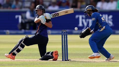 Marizanne Kapp batting for London Spirit
