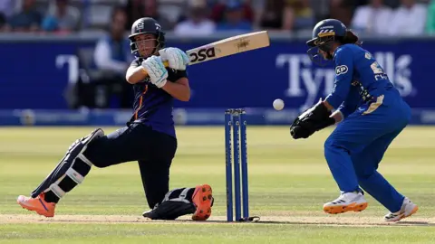 Marizanne Kapp batting for London Spirit