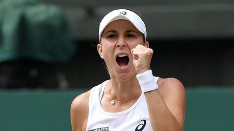 Belinda Bencic celebrates her win against Mirra Andreeva