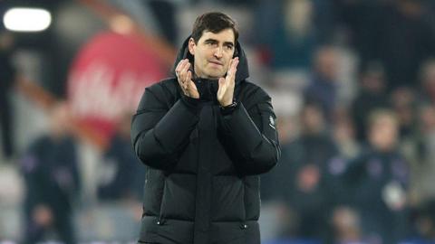 Head Coach Andoni Iraola of Bournemouth at Vitality Stadium.
