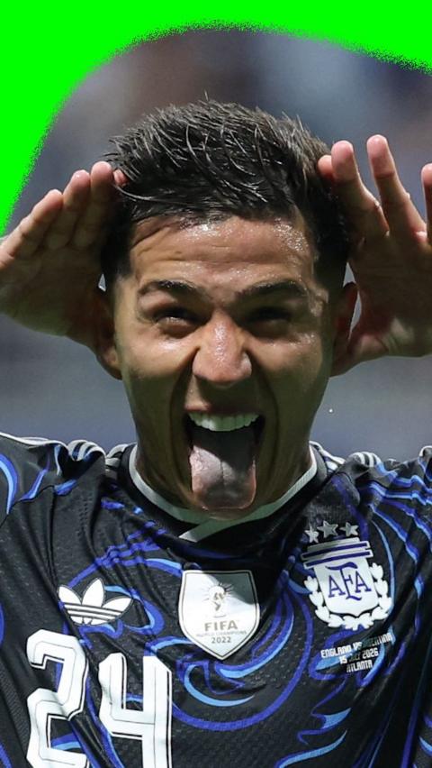 Enzo Fernandez sticks his tongue out to celebrate scoring equaliser