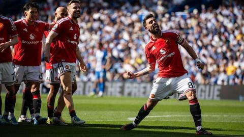 Bruno Fernandes celebrates