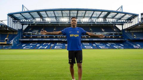 Chelsea unveil new signing Morgan Rogers