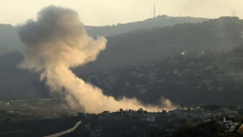 Smoke rises following an Israeli strike in Kafr Kila, southern Lebanon (2 October 2024)