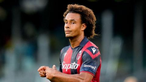 Joshua Zirkzee of Bologna FC gestures during the serie A TIM match between SSC Napoli and Bologna FC at Stadio Diego Armando Maradona on May 11, 2024