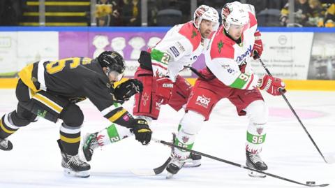 Action from Nottingham Panthers v Cardiff Devils