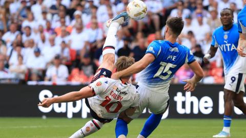Sam Dalby scores scissor kick for Bolton