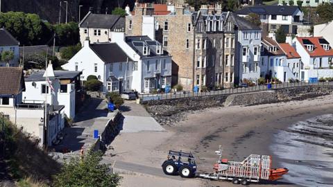 A general view of Kinghorn Beach in Fife.