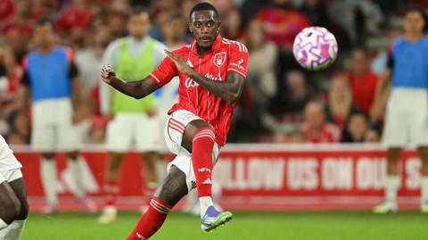 Callum Hudson-Odoi taking a shot for Nottingham Forest