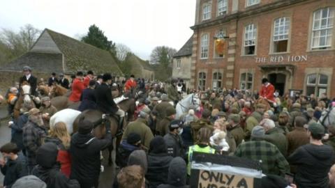 Anti-hunt protestors and members of the Avon Vale Hunt clashed outside The Red Lion pub in Lacock, at about 11:00 GMT