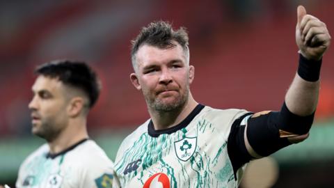 Peter O'Mahony acknowledges the crowd after Ireland's win over Wales