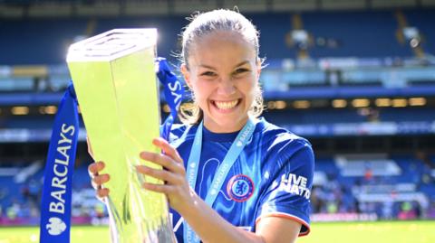 Guro Reiten of Chelsea with the 2024-25 WSL trophy
