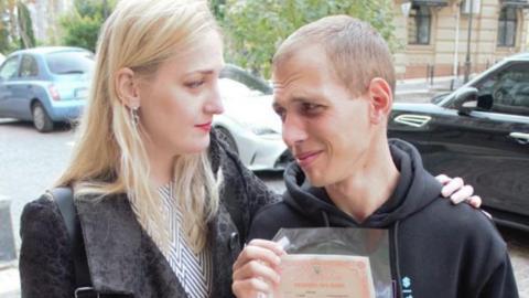 Serhiy and his wife, Valeria, before his injuries