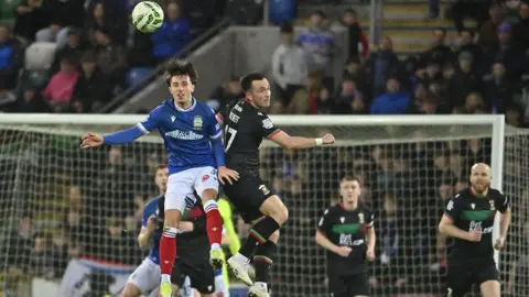 Sam Taylor and Aaron McEneff