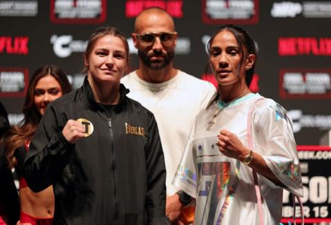 Katie Taylor and Amanda Serrano pose together