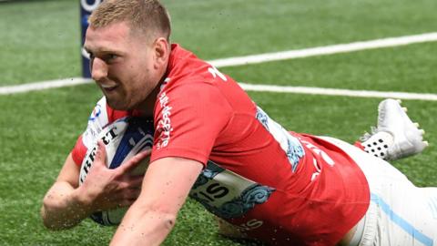 Finn Russell