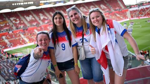 Four England-supporting women