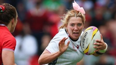 Georgia Evans in action for Wales