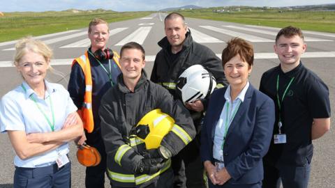 Luchd-obrach port-adhair Dhun nan Gall