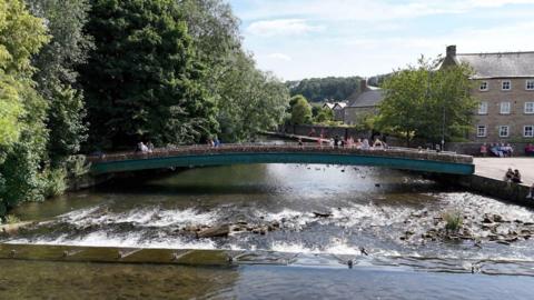 Weir Bridge

