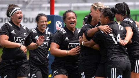 New Zealand celebrate against England