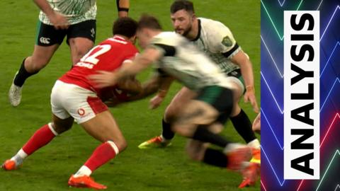 Garry Ringrose collides with Ben Thomas