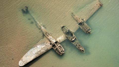 P-38 Lightning plane on the seabed