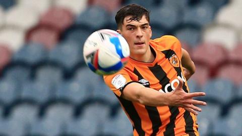 Jacob Greaves in action for Hull City