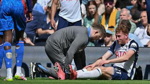 Dejan Kulusevski injured