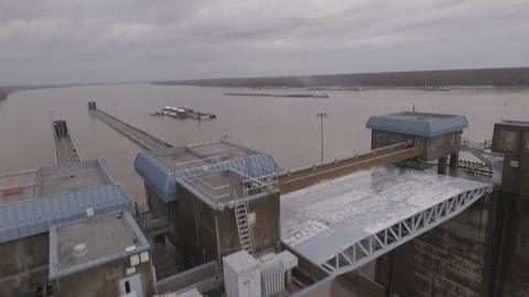 Ohio and Mississippi rivers confluence