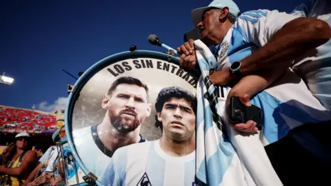 Lionel Messi arrives
