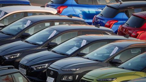 A car lot full of used cars 