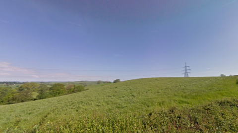 Field beyond Eskrigg End Road