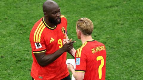 Lukaku and De Bruyne celebrate