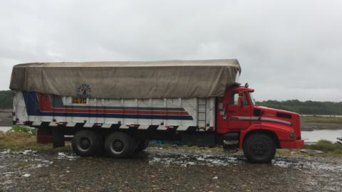 A lorry in Puerto Shipetiari