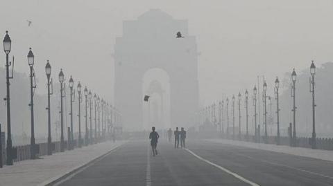 A view of Kartavya Path engulfed in a layer of smog, on October 27, 2024 in New Delhi, India. 