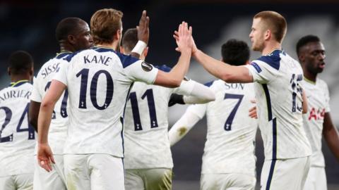 Tottenham players celebrate