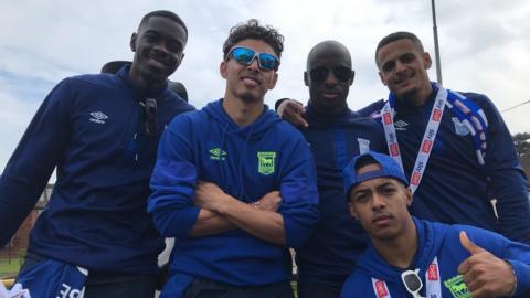 Alex Tuanzebe, Jeremy Sarmiento, Sone Aluko, Ali Al-Hamadi and Omari Hutchinson