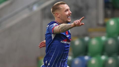 Kirk Millar celebrates goal