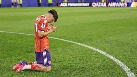 Ben Gannon-Doak prays before Scotland's World Cup match against Haiti