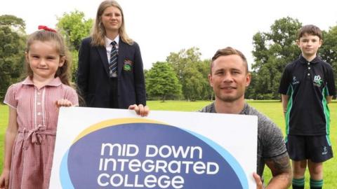 Carl Frampton with pupils