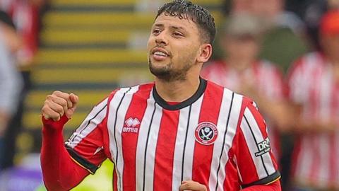 Gustavo Hamer celebrates scoring