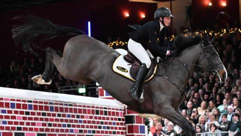 Rachel Proudley and Easy Boy De Laubry