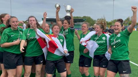 Guernsey celebrate lifting the Muratti Vase