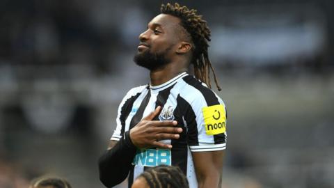 Newcastle winger Allan Saint-Maximin